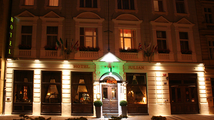Hotel Julian, Elišky Peškové 11, Praha 5, Česká republika