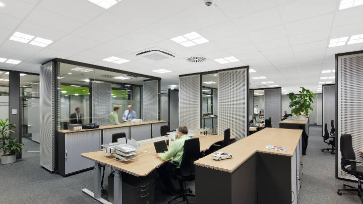 Moderní osvětlení pro kancelář od společnosti Philips 