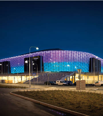 Působivá barvy měnící fasáda Friends areny ve Švédsku s osvětlením od společnosti Philips