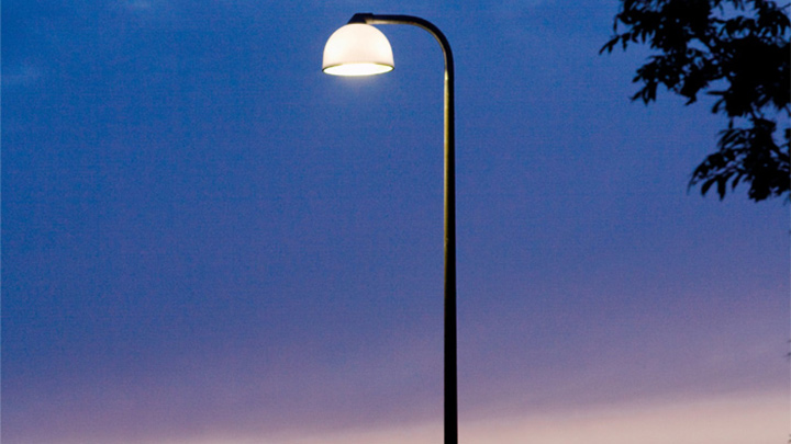 Exteriérové osvětlení LED od společnosti Philips v dánském Holbaeku