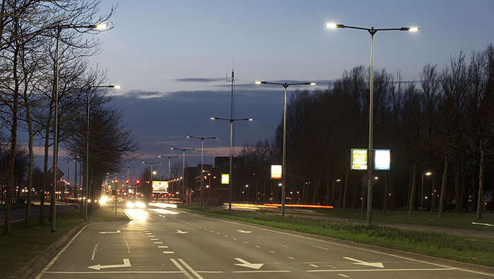 Ulice osvětlená společností Philips Lighting 