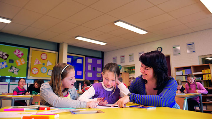 Nastavení světla SchoolVision Calm: inteligentní školní osvětlení pro uklidnění hyperaktivní třídy