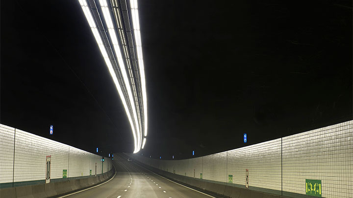 Optimalizujte osvětlení a zlepšete bezpečnost pomocí systému osvětlení tunelu vytvořeného konkrétně pro technologii LED osvětlení